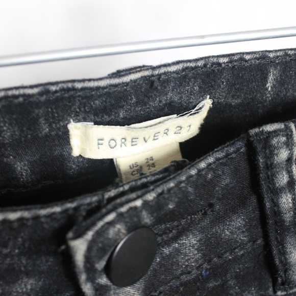 Forever 21 Acid Wash Skinny Jeans NWOT - Picture 4 of 5